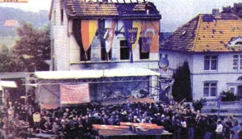 Neo-Nazis carried out an attack aimed at Turks in the town of Mln in 1992.